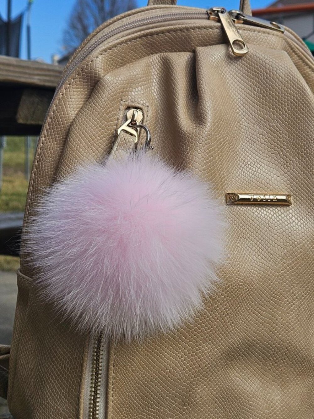 Light Pink Real Fox Fur Bag Charm, Powder Fur Accessory, Luxury Keychain - Picture 3 of 3